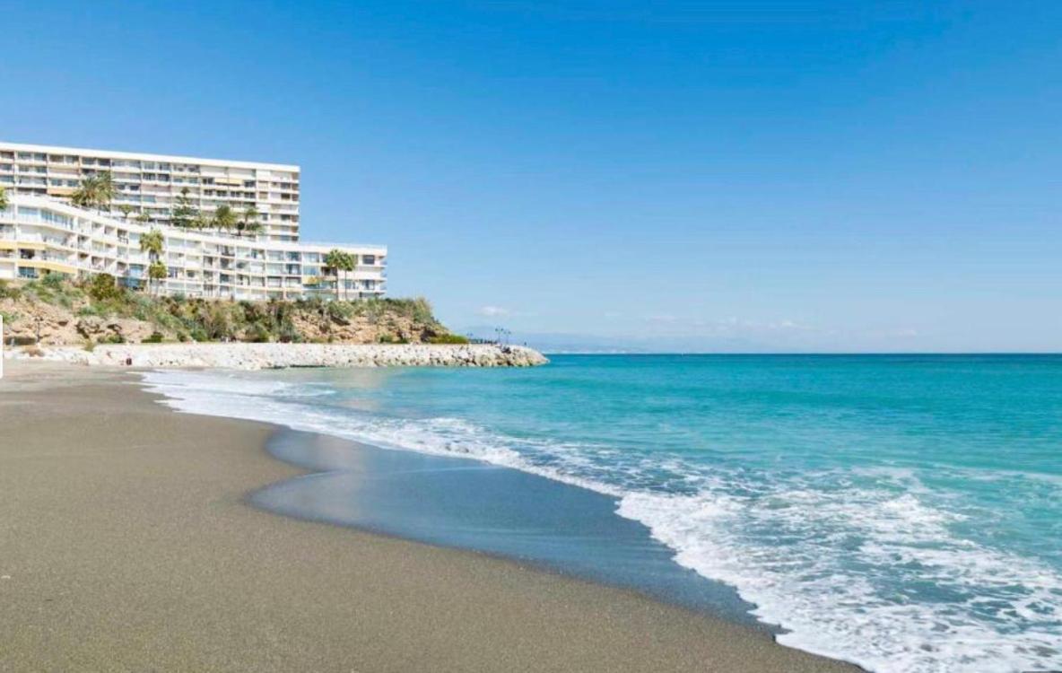 Malibu Beach ตอร์เรโมลิโนส ภายนอก รูปภาพ